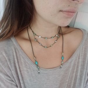 Kendra Scott necklace